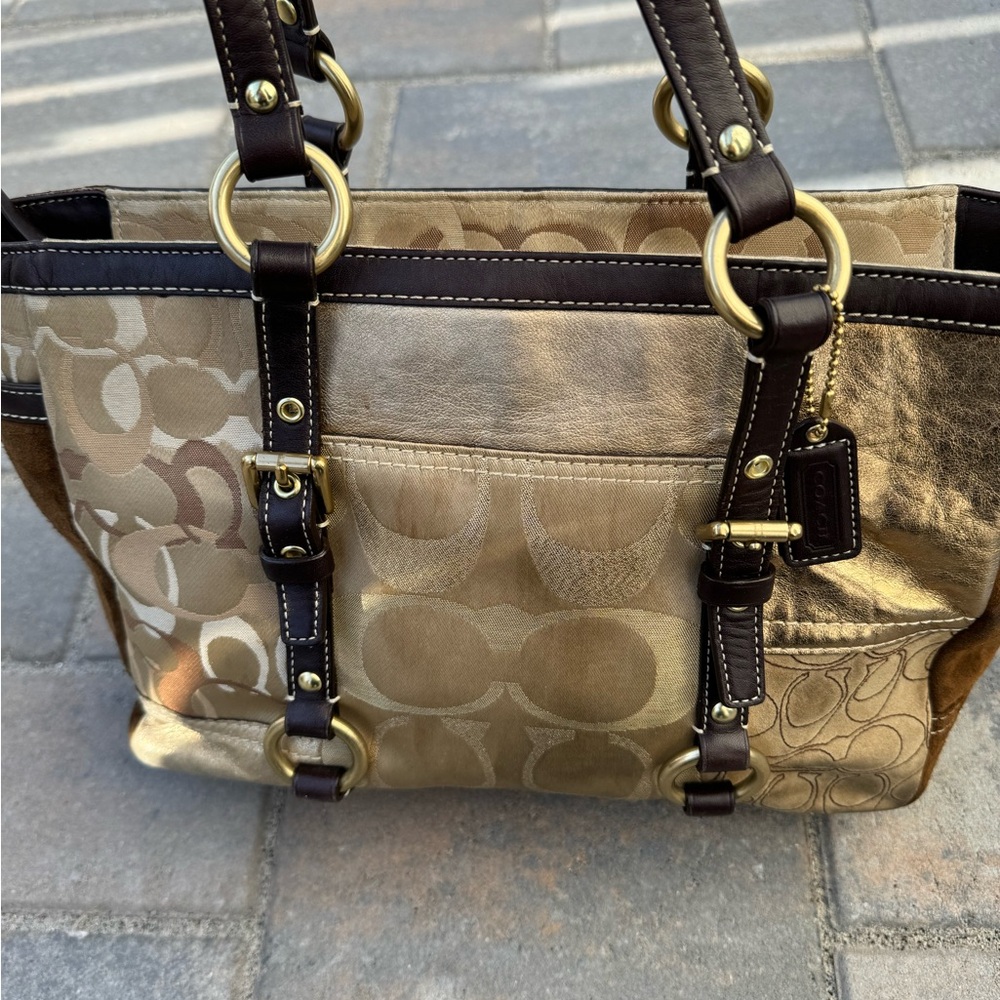 Authentic Coach Tote bag - Picture 2 of 5